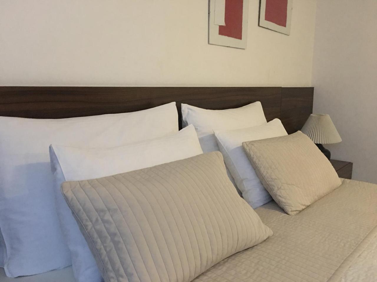 Penzion Luxor Trnava Buitenkant foto